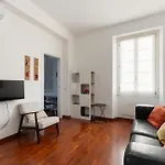 Guesthost - Comfy Terrazza Farini In Derganino 公寓