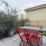 公寓 Guesthost - Comfy Terrazza Farini In Derganino *