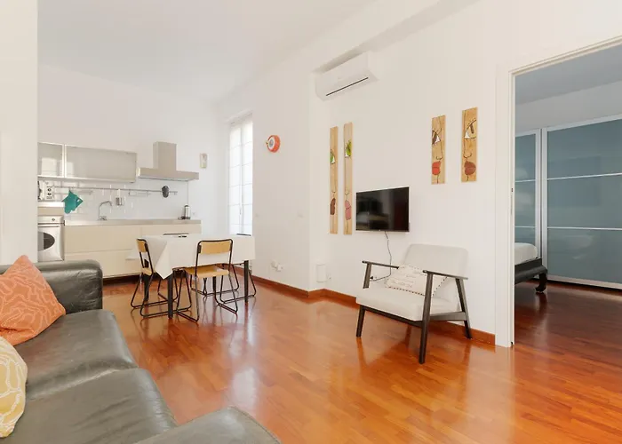 شقة Guesthost - Comfy Terrazza Farini In Derganino